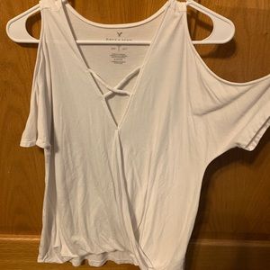 💝 American Eagle Cold Shoulder Top💝